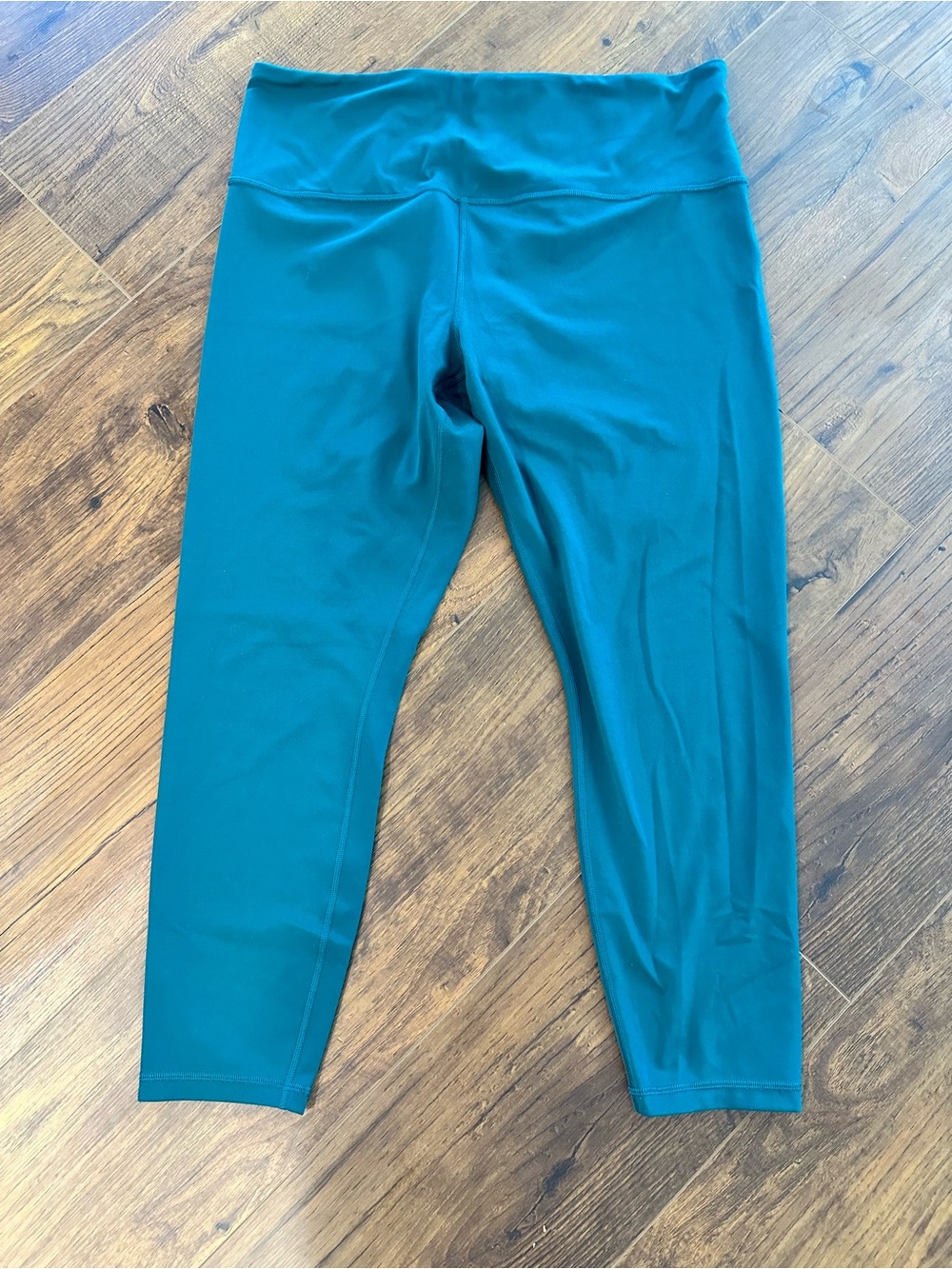 Athleta green Capri Leggings